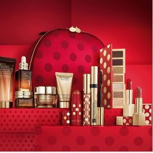 Estée Lauder Limited Edition Blockbuster Holiday Glow Set Estee